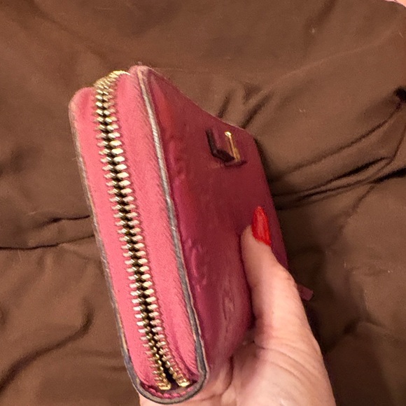 Gucci zip around long wallet - Picture 6 of 6